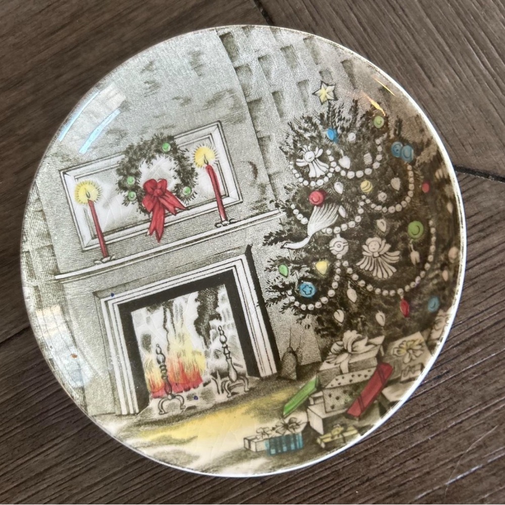 Holiday Espresso Plate- The Johnson Bros